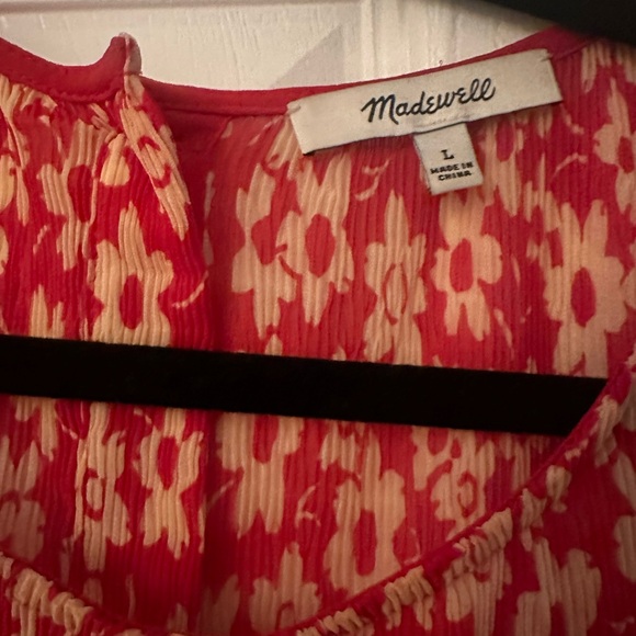 Madewell Crinkled Button-Back Tie Tee in Full Bloom Red - Picture 2 of 3